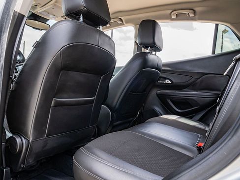 Used 2018 Buick Encore Preferred FWD image 18