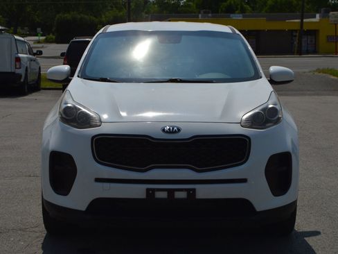 Used 2019 Kia Sportage LX FWD image 3