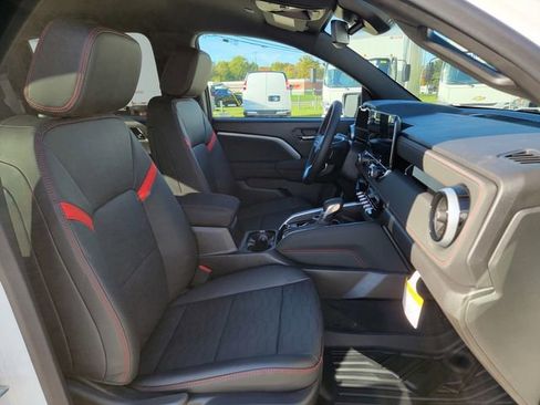 New 2026 Chevrolet Colorado Z71 w/ Z71 Convenience Package 2 image 18