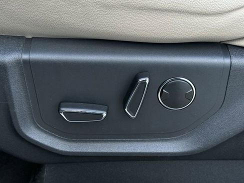 Used 2024 Ford Expedition Max Limited image 31