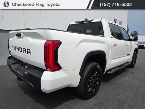 Used 2024 Toyota Tundra Limited AWD/4WD image 5