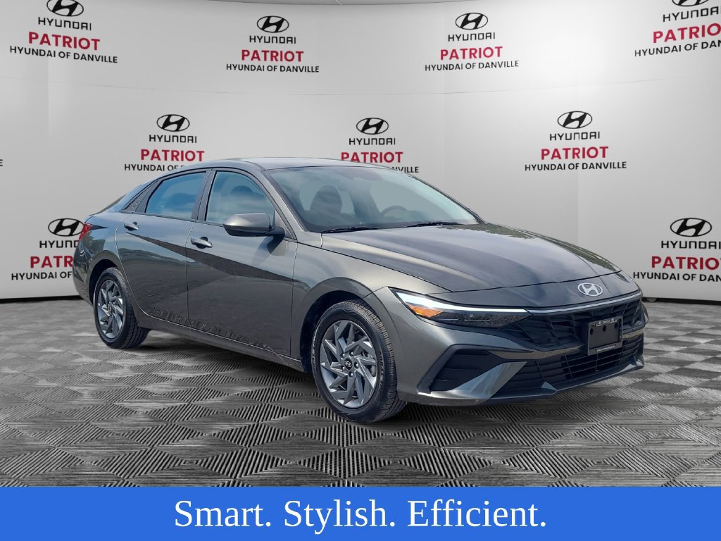 Used 2024 Hyundai Elantra SEL FWD image 1
