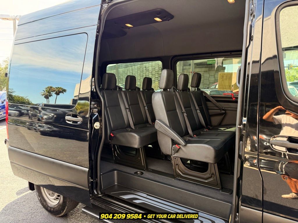 Used 2019 Mercedes-Benz Sprinter 2500 image 26
