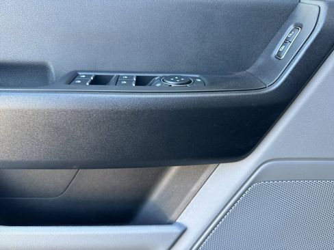 New 2025 Ford F250 XL w/ XL Chrome Package image 10