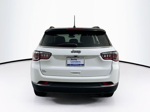 Used 2022 Jeep Compass Limited AWD/4WD image 6