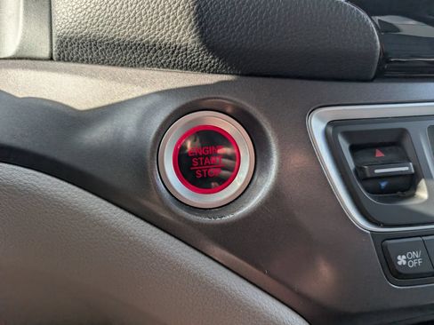 Used 2017 Honda Pilot EX-L image 26