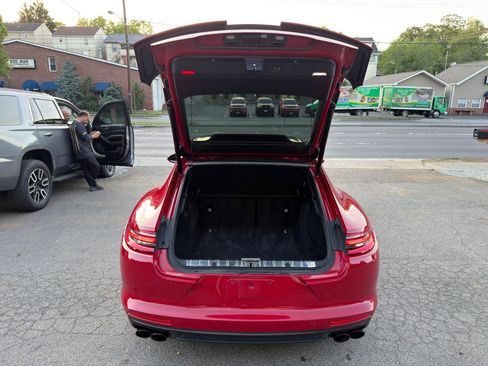 Used 2017 Porsche Panamera Turbo w/ Sport Package AWD/4WD image 13