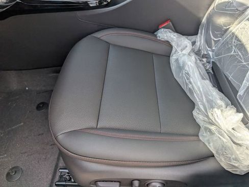 New 2026 Chevrolet Trax RS w/ Sunroof Package image 22