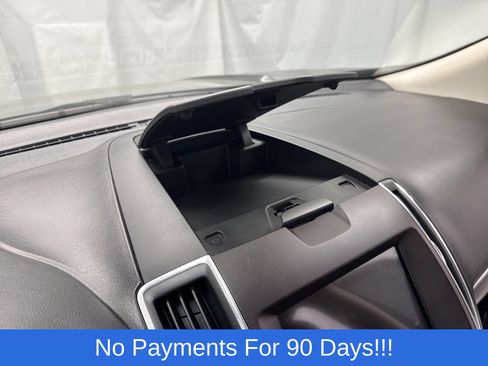 Used 2018 Ford Edge Titanium w/ Equipment Group 302A AWD/4WD image 18