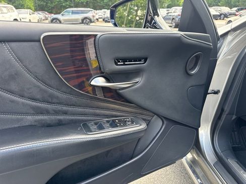 Used 2020 Lexus LS 500 w/ Interior Upgrade Package RWD image 16