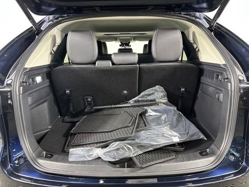 Used 2025 MAZDA CX-90 Plug-In Hybrid w/ Preferred image 26