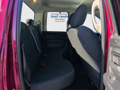 Used 2018 RAM 1500 Express w/ Express Value Package image 17