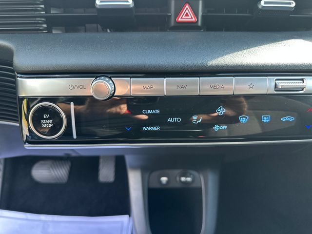 Certified 2024 Hyundai Ioniq 5 SE AWD/4WD image 16
