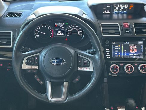 Used 2018 Subaru Forester 2.5i Touring w/ Popular Package #3B AWD/4WD image 14