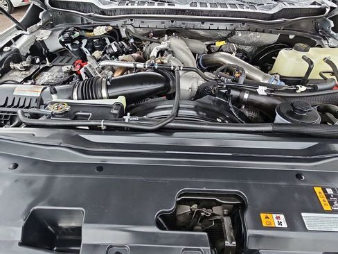 Used 2023 Ford F350 Lariat image 21