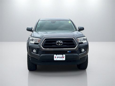Used 2022 Toyota Tacoma SR5 image 2