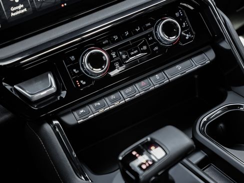 Certified 2024 GMC Sierra 1500 AT4 w/ AT4 Premium Package image 37