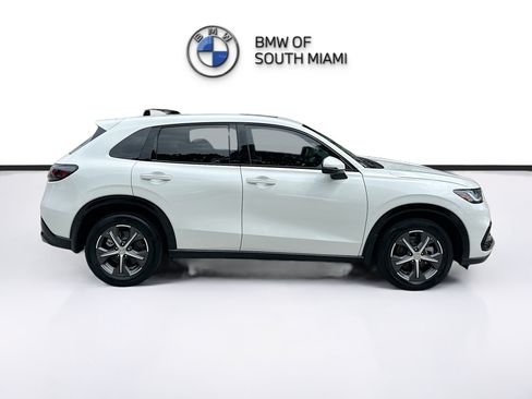 Used 2024 Honda HR-V EX-L image 8