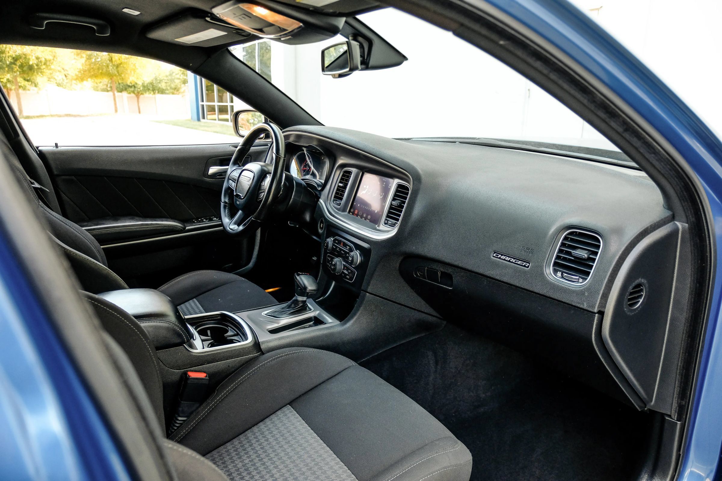 Used 2022 Dodge Charger R/T w/ Driver Convenience Group RWD image 18