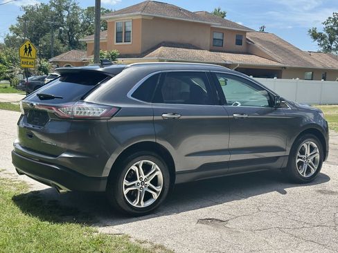 Used 2017 Ford Edge Titanium w/ Technology Package FWD image 15