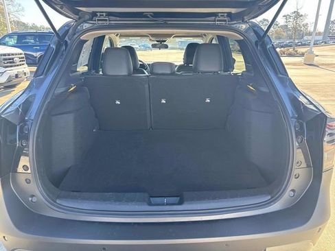 Used 2025 Nissan Kicks SR w/ SR Premium Package image 12