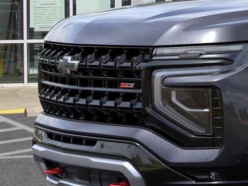 New 2026 Chevrolet Suburban Z71 w/ Z71 Off-Road Package image 14