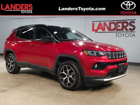 Used 2025 Jeep Compass Limited AWD/4WD image 1