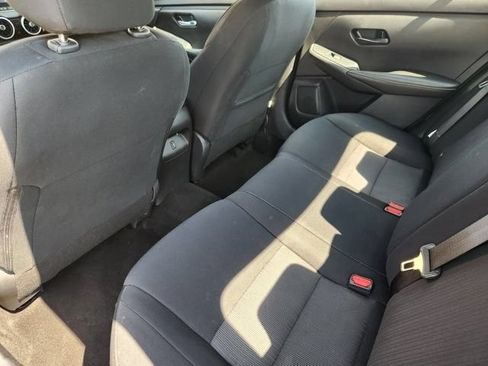 Used 2024 Nissan Sentra SV FWD image 29