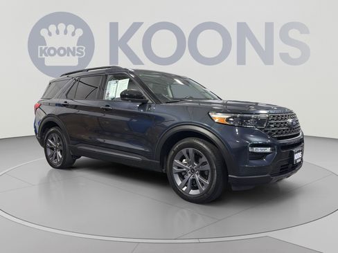 Used 2022 Ford Explorer XLT w/ Equipment Group 202A AWD/4WD image 10