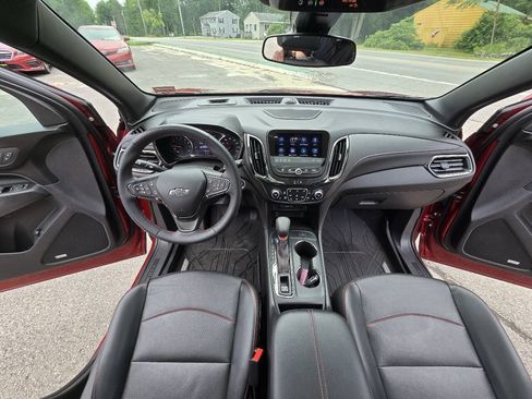 Used 2023 Chevrolet Equinox RS w/ RS Leather Package AWD/4WD image 23