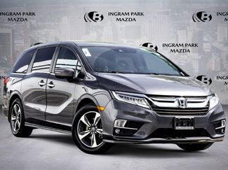 Used 2018 Honda Odyssey Touring video 1
