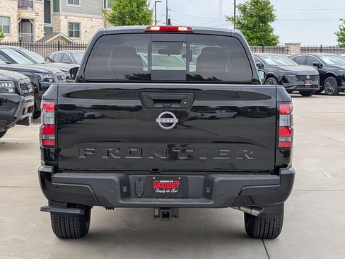 New 2026 Nissan Frontier SV RWD image 5