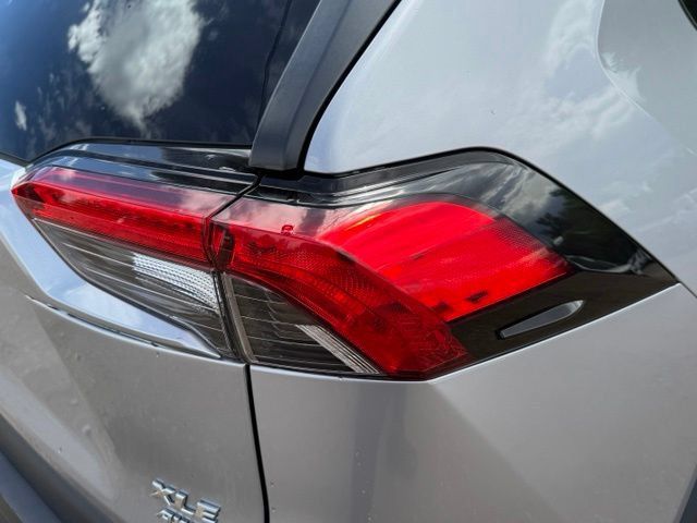Used 2024 Toyota RAV4 XLE AWD/4WD image 13