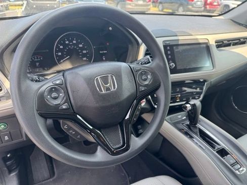 Used 2019 Honda HR-V EX image 14