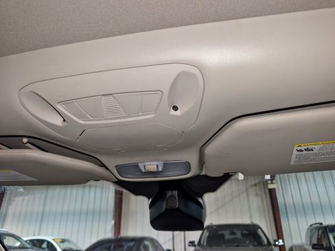 Used 2021 Ford Transit Connect XL FWD image 35