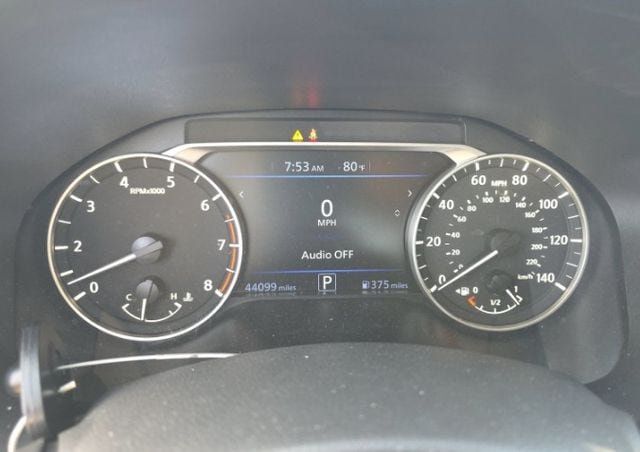 Used 2025 Nissan Altima 2.5 SV FWD image 4
