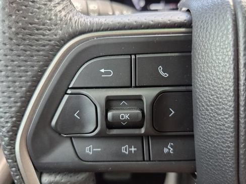 Used 2025 Toyota Tacoma TRD Off-Road AWD/4WD image 22
