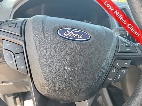 Used 2020 Ford Edge SE image 22