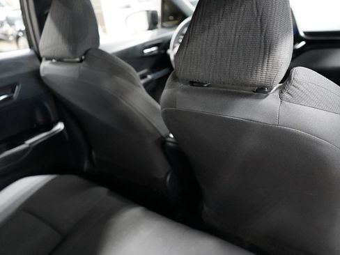Used 2019 Toyota C-HR LE FWD image 26