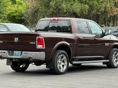 Used 2014 RAM 1500 Laramie w/ Convenience Group AWD/4WD image 4