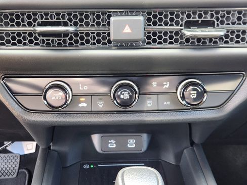 New 2026 Honda HR-V LX image 12