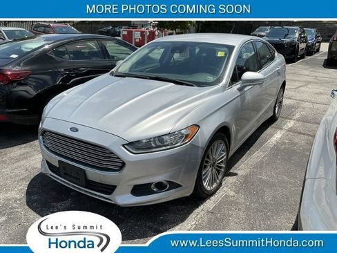 Used 2014 Ford Fusion SE w/ Equipment Group 202A FWD image 1