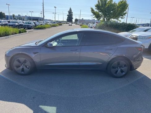 Used 2023 Tesla Model 3 Standard Range RWD image 8