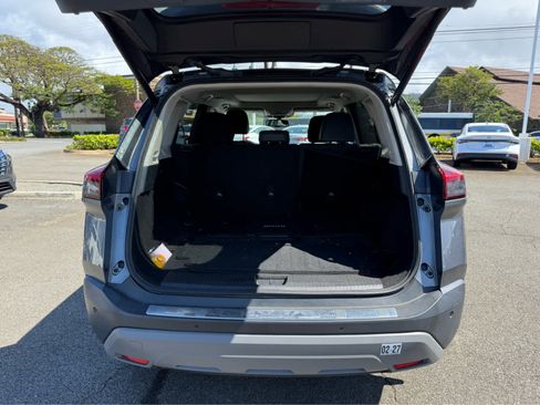 Used 2021 Nissan Rogue SL FWD image 11