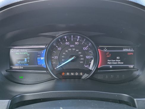 Used 2019 Ford Explorer Limited w/ Limited Luxury Package image 19