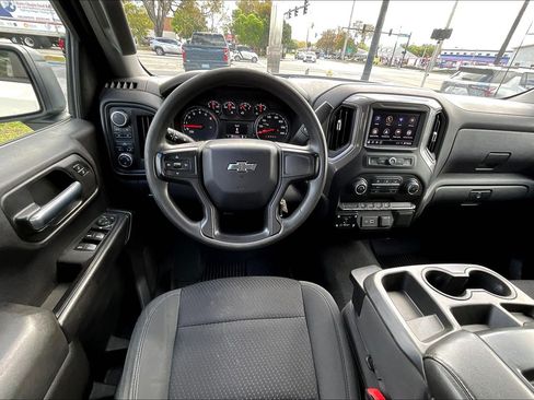 Used 2021 Chevrolet Silverado 1500 Custom Trail Boss AWD/4WD image 14