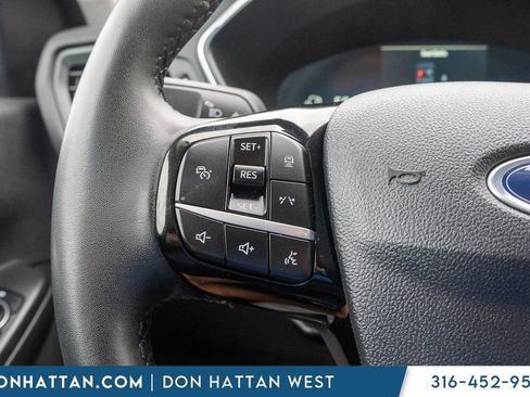 Used 2023 Ford Escape Platinum AWD/4WD image 14