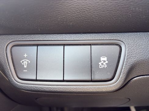 Used 2024 Kia Forte LXS FWD image 28