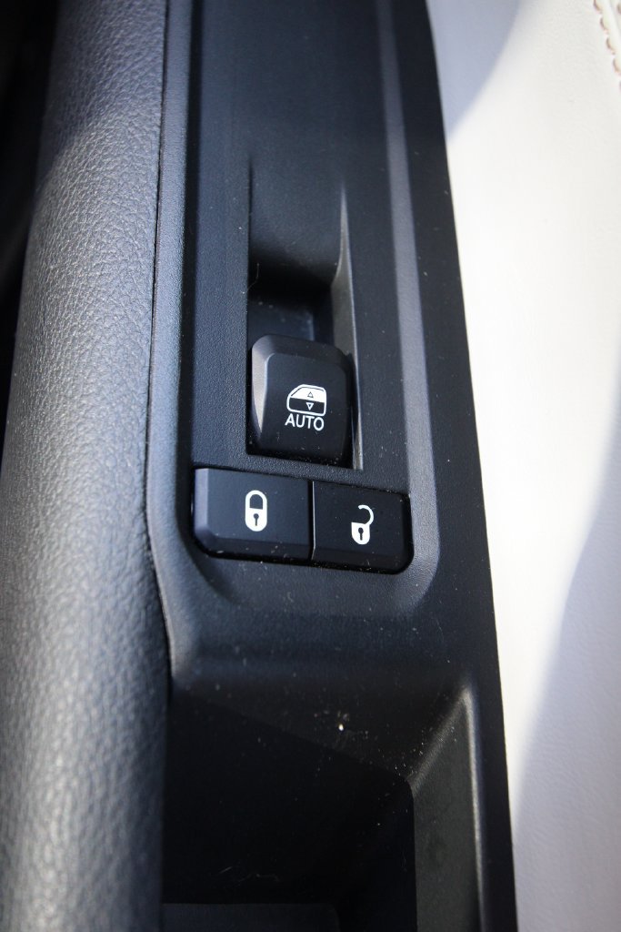 Used 2024 Jeep Compass Limited AWD/4WD image 22