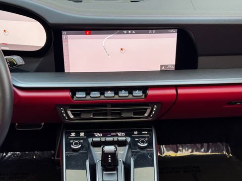 Used 2021 Porsche 911 Targa 4S image 25